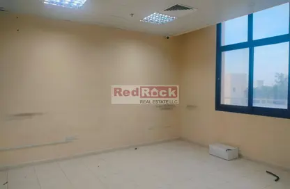 Warehouse - Studio - 1 Bathroom for rent in Technology Park - Dubai