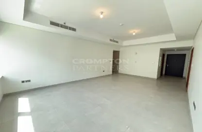 شقة - 4 غرف نوم - 5 حمامات للايجار في مساكن لامار - برج السيف - شاطئ الراحة - أبوظبي