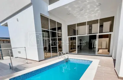 Villa - 5 Bedrooms - 7 Bathrooms for sale in Nad Al Sheba Gardens 1 - Nad Al Sheba Gardens - Nad Al Sheba 1 - Nad Al Sheba - Dubai Villa - 5 Bedrooms - 7 Bathrooms for sale in Nad Al Sheba Gardens 1 - Nad Al Sheba Gardens - Nad Al Sheba 1 - Nad Al Sheba - Dubai