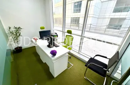 مكتب - غرفة نوم - 1 حمام للايجار في مبنى بيزنس اتريوم - عود ميثاء - بر دبي - دبي