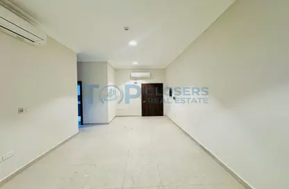 شقة - 2 غرف نوم - 2 حمامات للايجار في الرويكة - المويجي - العين