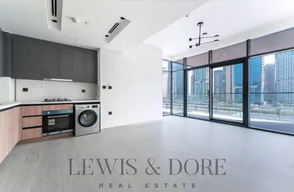 Apartment - 1 Bedroom - 2 Bathrooms for rent in Marina Living - Dubai Marina - Dubai