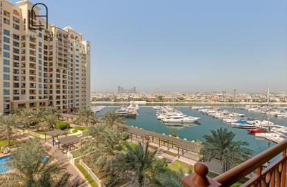 Apartment - 2 - 2 for sale in Marina Residences 6 - Marina Residences - Palm Jumeirah - Dubai