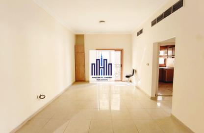 Apartment - 2 Bedrooms - 3 Bathrooms for rent in Muwailih Building - Muwaileh - Sharjah