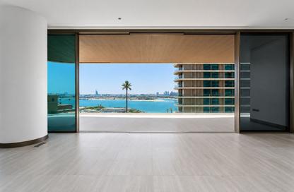 Apartment - 2 Bedrooms - 2 Bathrooms for sale in Serenia Living Tower 1 - Serenia Living - Palm Jumeirah - Dubai
