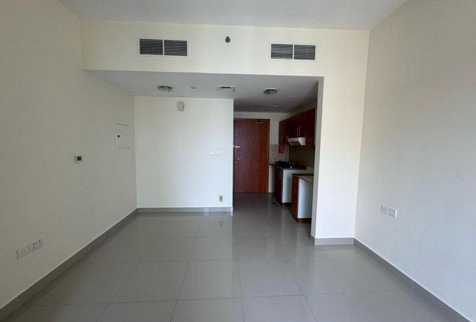 70280119 - Property Image 2