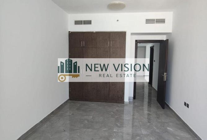 100433007 - Property Image 2
