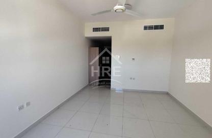 Apartment - Studio - 1 Bathroom for rent in Al Mowaihat 3 - Al Mowaihat - Ajman Apartment - Studio - 1 Bathroom for rent in Al Mowaihat 3 - Al Mowaihat - Ajman