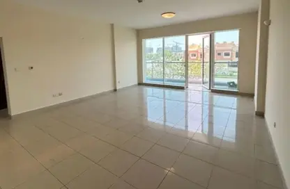 Apartment - 2 Bedrooms - 3 Bathrooms for rent in Golf Tower - Dubai Sports City - Dubai