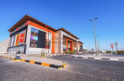 Retail - Studio for rent in CityLife Al Tallah - Al Tallah 2 - Ajman