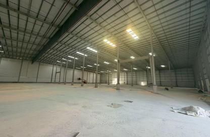 Warehouse - Studio - 2 Bathrooms for rent in Industrial Area 2 - Emirates Modern Industrial - Umm Al Quwain