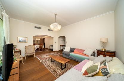 Villa - 3 Bedrooms - 2 Bathrooms for rent in Meadows 9 - Meadows - Dubai