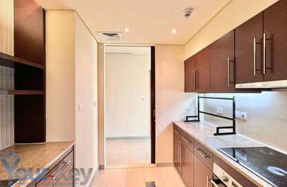 Apartment - 2 Bedrooms - 3 Bathrooms for rent in Nation Towers - Corniche Road - Abu Dhabi