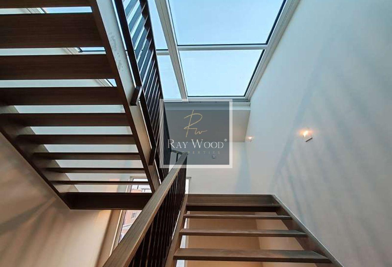 LUXURY 4-BHK FOR RENT | AMAZING VIEW | BIG LAY OUT photo 4