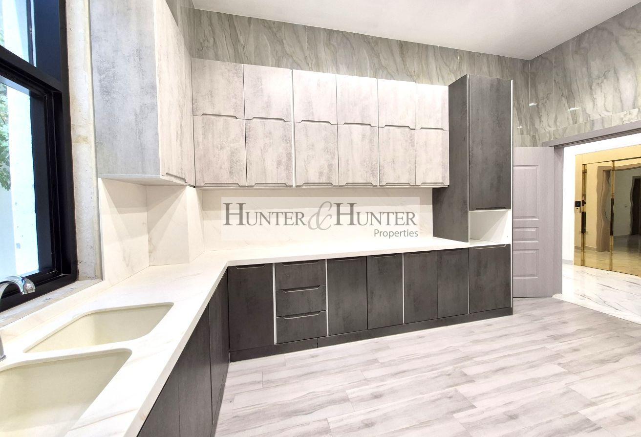 BRAND NEW | TV LOUNGE | LIVING ROOM | ALL ENSUITE photo 11