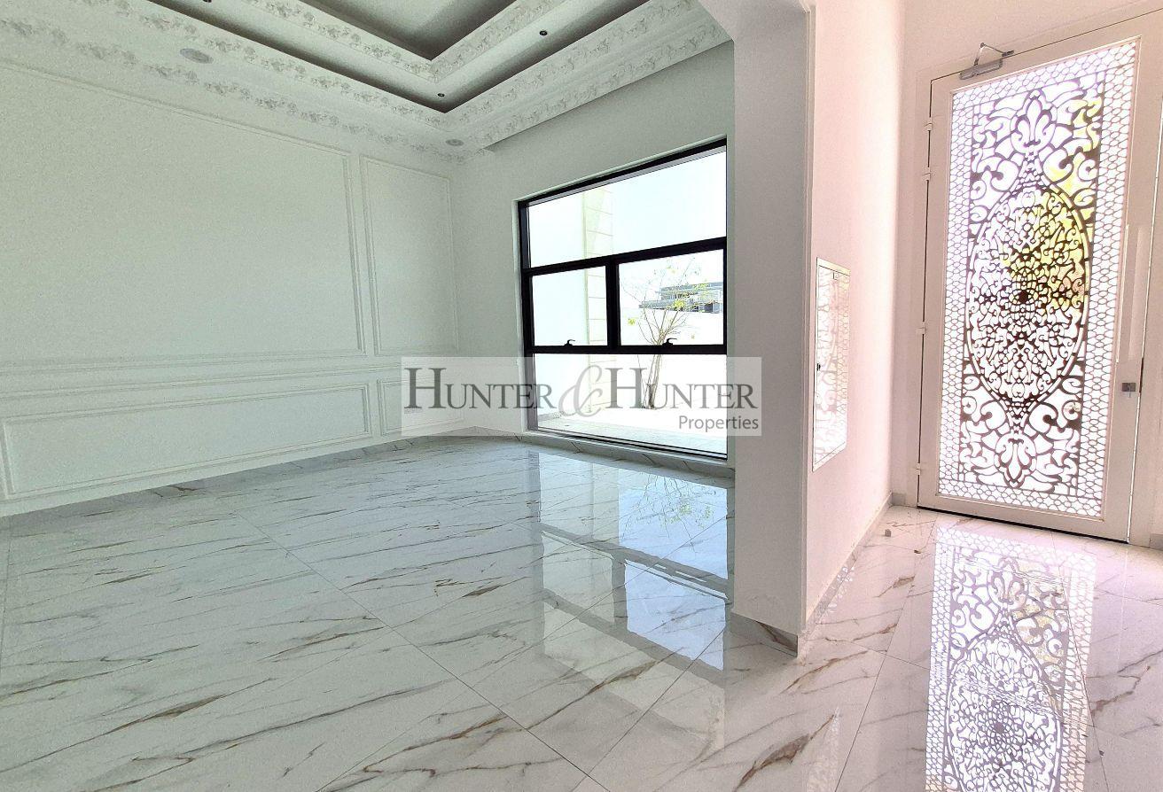 BRAND NEW | TV LOUNGE | LIVING ROOM | ALL ENSUITE photo 5