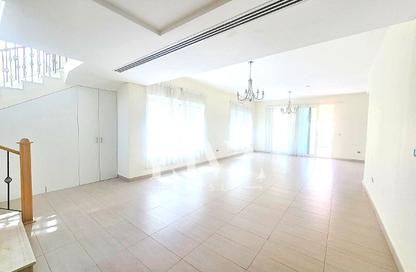 Villa - 4 - 3 for rent in Legacy Nova Villas - District 9 - Jumeirah Park - Dubai