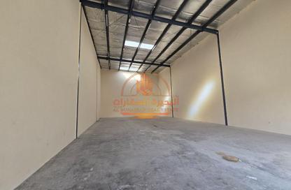 Warehouse - Studio for rent in Industrial Area 11 - Sharjah Industrial Area - Sharjah