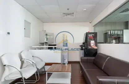 مكتب - استوديو - 1 حمام للايجار في برج ريجال - الخليج التجاري - دبي