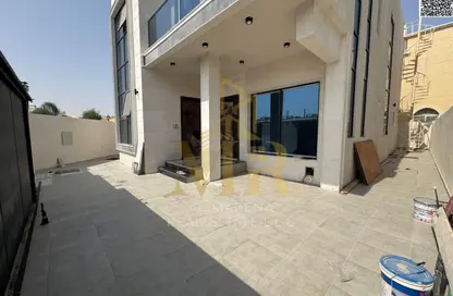 Villa - 5 Bedrooms - 7 Bathrooms for sale in Al Mowaihat 2 - Al Mowaihat - Ajman