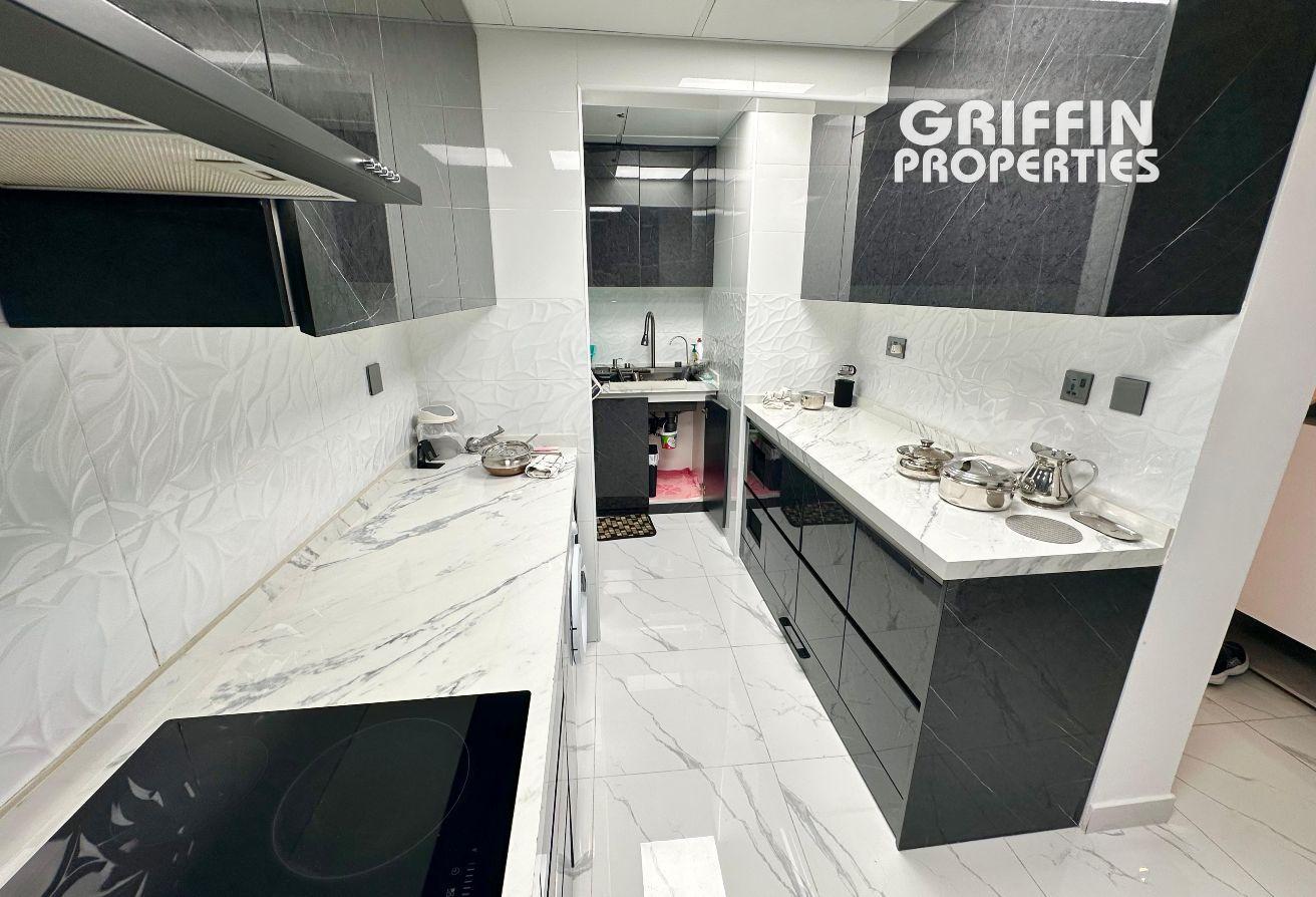 Furnished | Upgraded | 1BHK | JLT | Ready photo 14