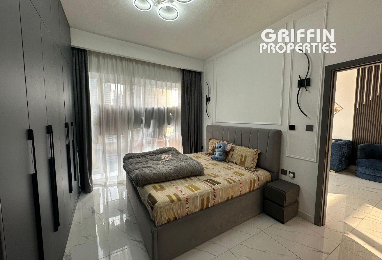 Furnished | Upgraded | 1BHK | JLT | Ready photo 12