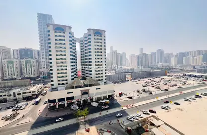 Apartment - 3 Bedrooms - 3 Bathrooms for rent in New Al Taawun Road - Al Taawun - Sharjah