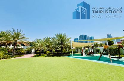Villa - 4 Bedrooms - 6 Bathrooms for rent in Al Dayafah - Al Jafiliya - Dubai