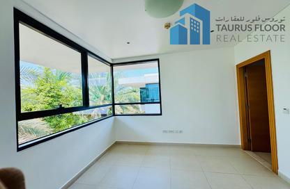 Villa - 4 Bedrooms - 6 Bathrooms for rent in Al Dayafah - Al Jafiliya - Dubai
