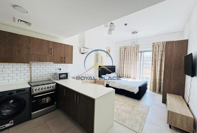100393530 - Property Image 2