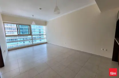 شقة - غرفة نوم - 1 حمام للايجار في السحاب 2 - السحاب - دبي مارينا - دبي