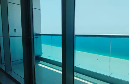 شقة - 3 غرف نوم - 4 حمامات للبيع في ريزيدنسز كورنيش عجمان - طريق كورنيش عجمان - عجمان