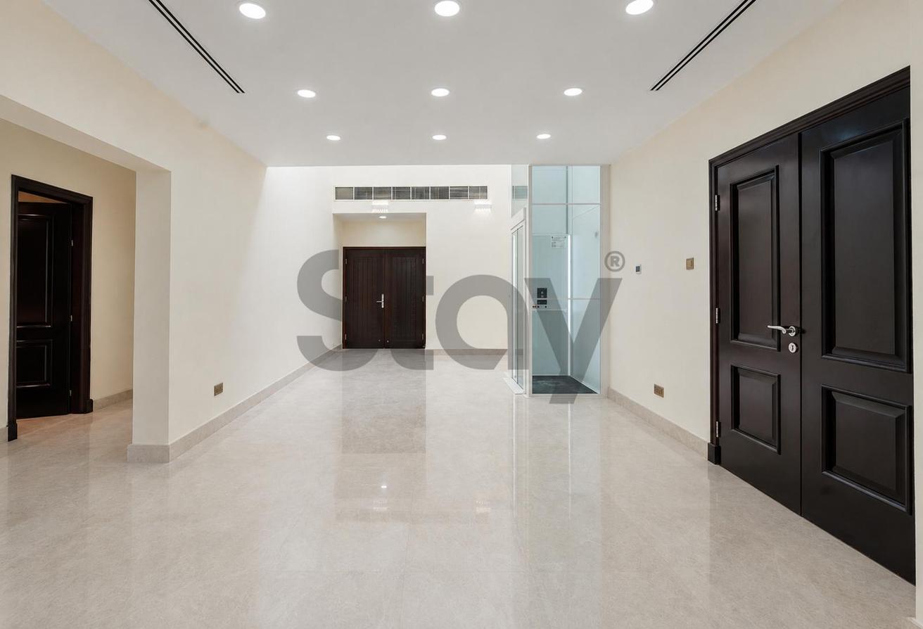 Fully Upgraded | Private Pool | Lake View | E1 photo 14