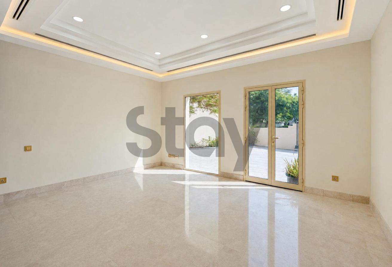 Fully Upgraded | Private Pool | Lake View | E1 photo 6