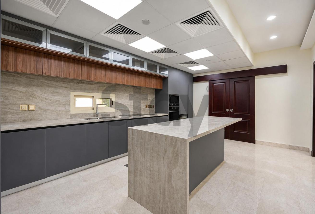 Fully Upgraded | Private Pool | Lake View | E1 photo 7