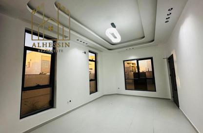 Villa - 5 - 7 for sale in Al Zaheya Gardens - Al Zahya - Ajman Villa - 5 - 7 for sale in Al Zaheya Gardens - Al Zahya - Ajman