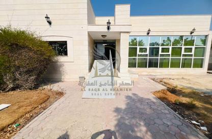 Villa - Studio - 5 for rent in Al Qadsiya - Al Sharq - Sharjah