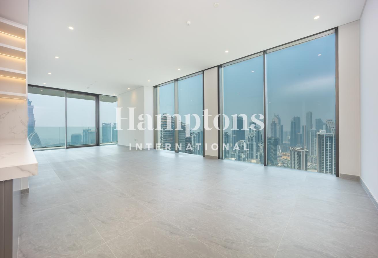 High Floor | Best Layout | Multiple Options photo 2