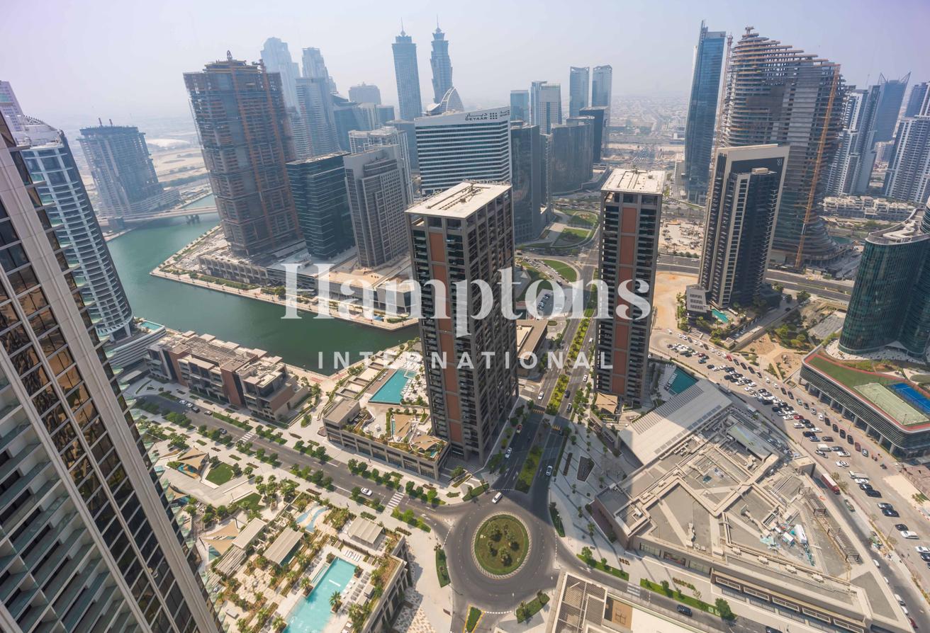 High Floor | Best Layout | Multiple Options photo 26