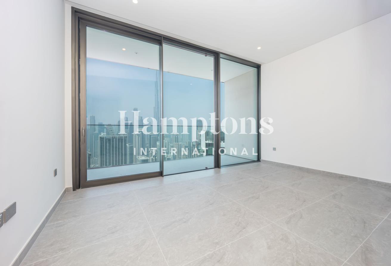 High Floor | Best Layout | Multiple Options photo 12