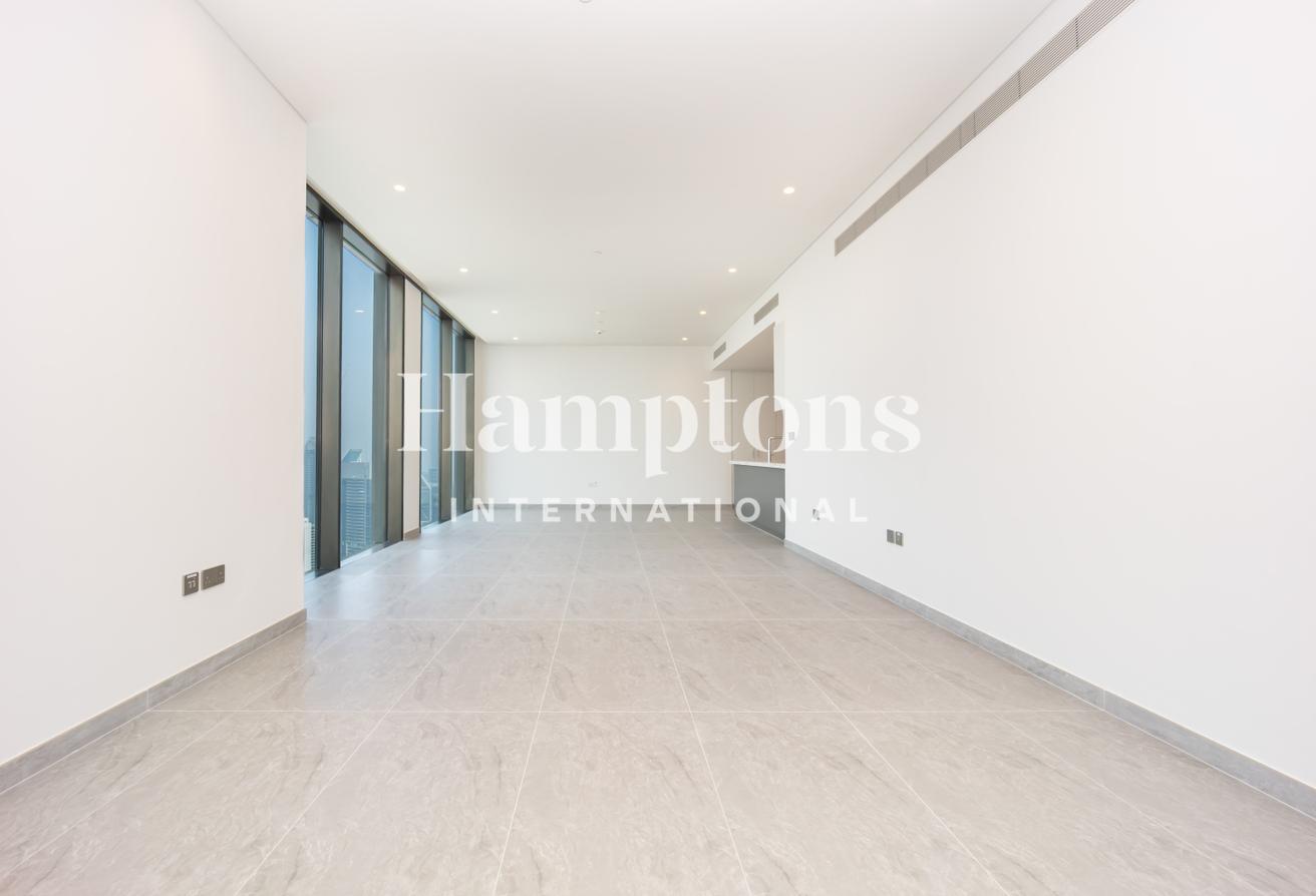 High Floor | Best Layout | Multiple Options photo 5