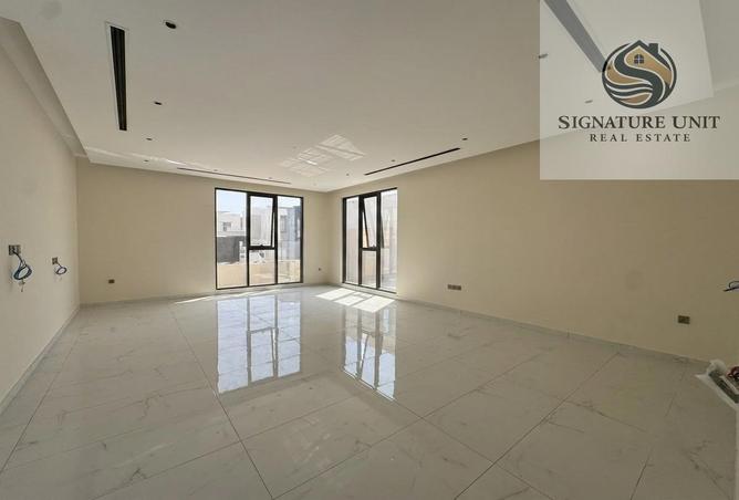 128811517 - Property Image 2