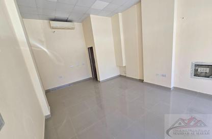 Shop - Studio - 1 Bathroom for rent in Al Thani Muwaileh - Muwaileh Commercial - Sharjah