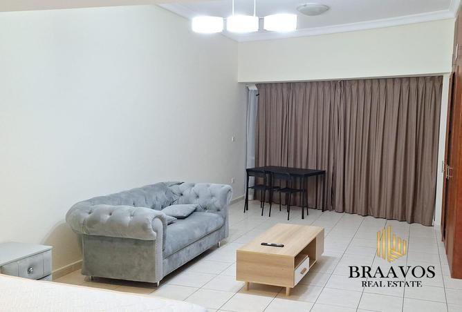 71901705 - Property Image 2