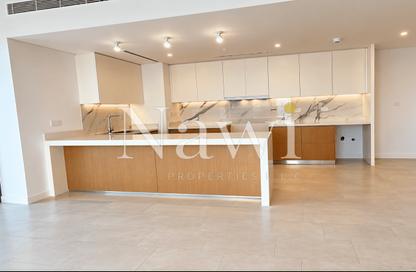 Apartment - 3 - 4 for rent in La Vie - Jumeirah Beach Residence - Dubai