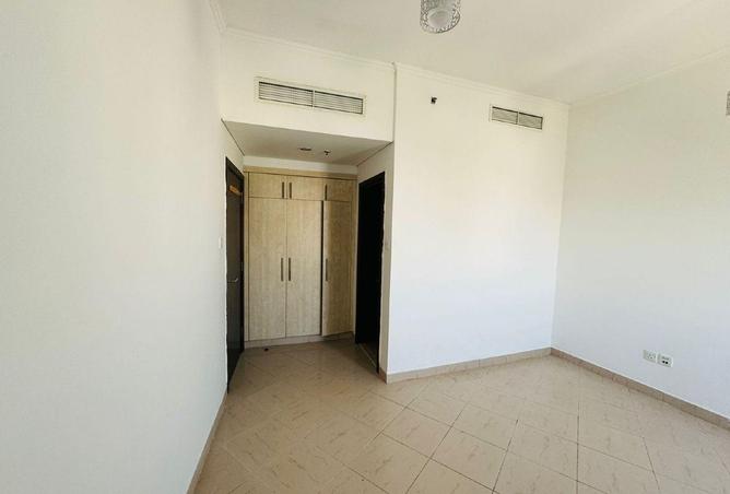 71105879 - Property Image 2