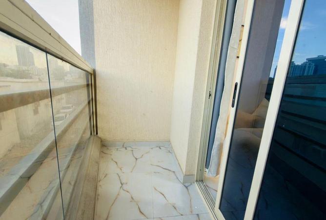 76563679 - Property Image 3