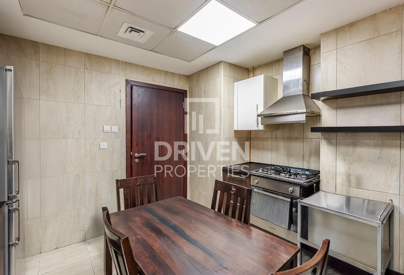 Chiller Free | Close to Metro | Large Layout photo 10