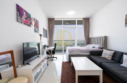 Apartment - Studio - 1 for rent in Carson A - Carson - Damac Hills - Dubai