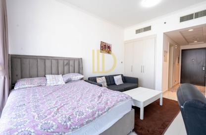 Apartment - Studio - 1 for rent in Carson A - Carson - Damac Hills - Dubai